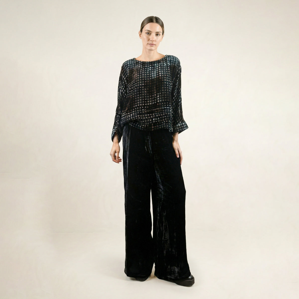 Eter Black Plain Trousers