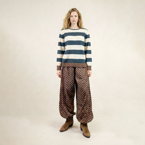 Mento Off-White & Grey Stripe Sweater