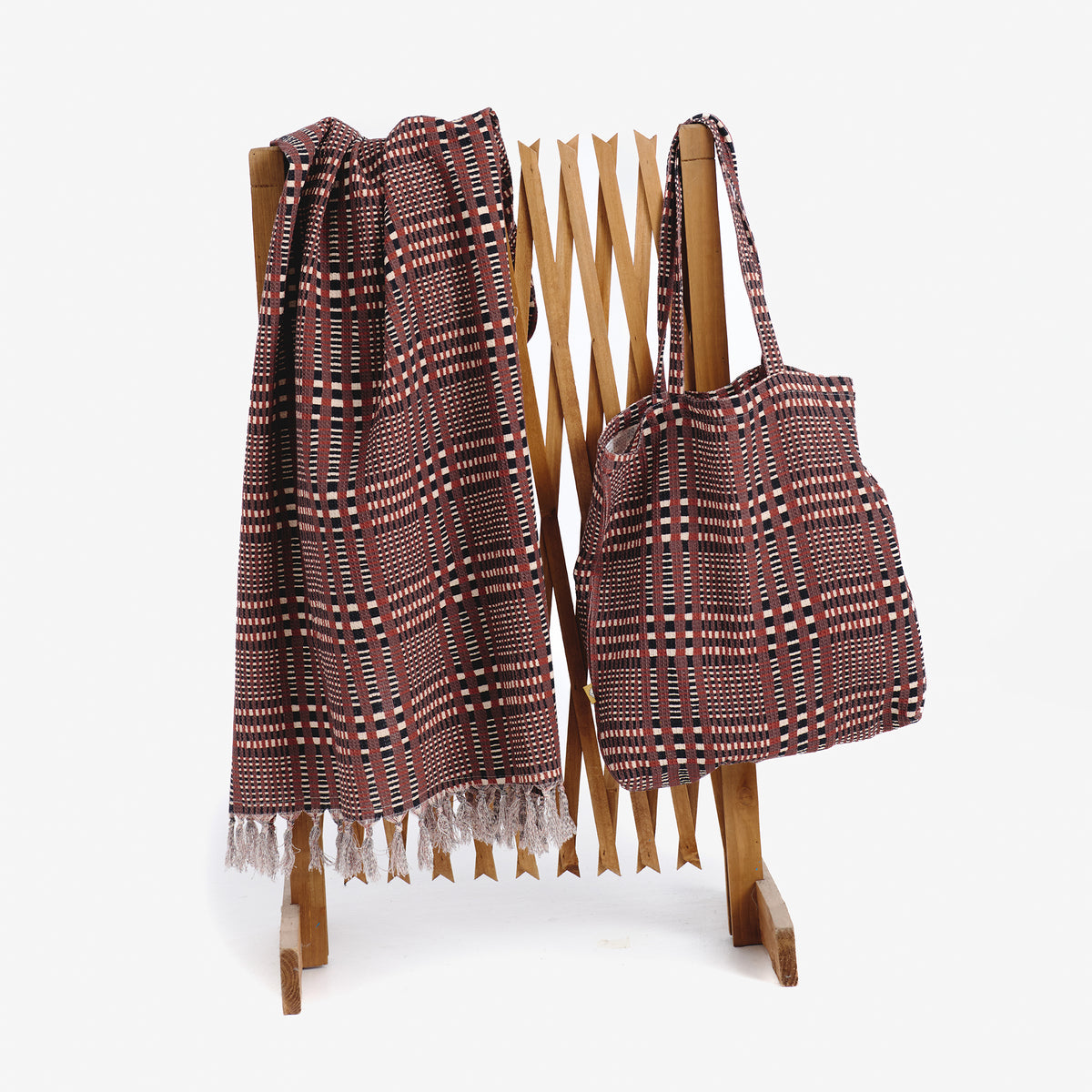 Tartu brown tartanbeach pack