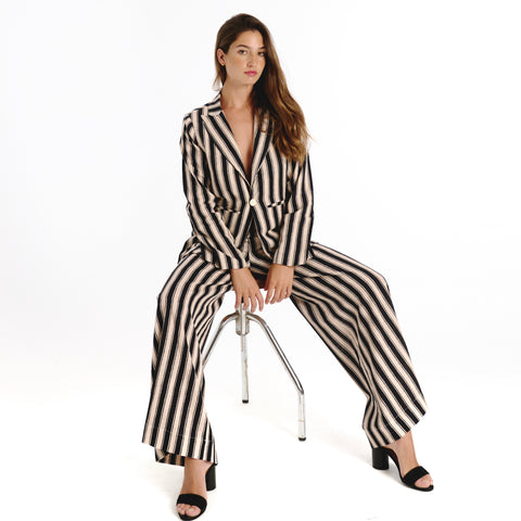 Alia black hamptons blazer