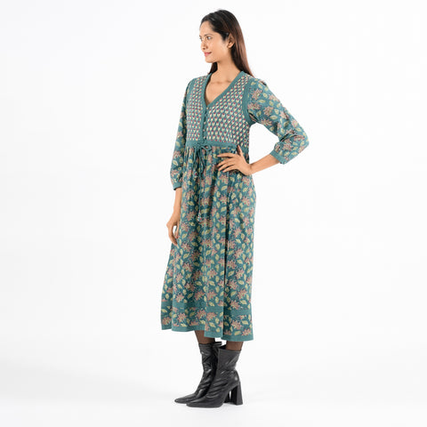 Manuar green queen dress