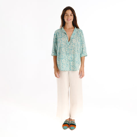 Luno blue old flower blouse