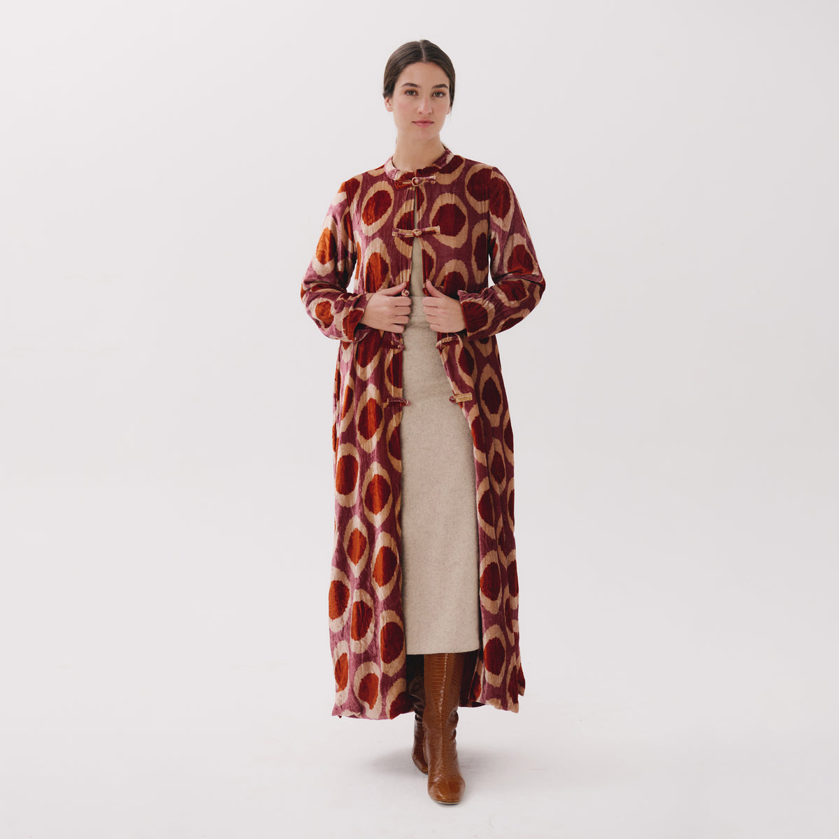 Robin red medallion Coat
