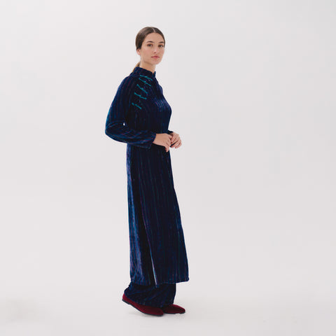 Sakura blue linear top