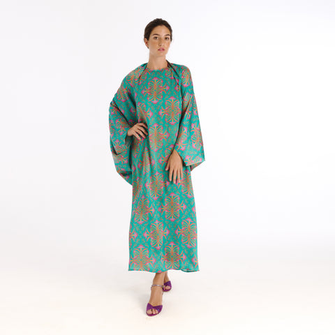Vale blue blanche flower cape