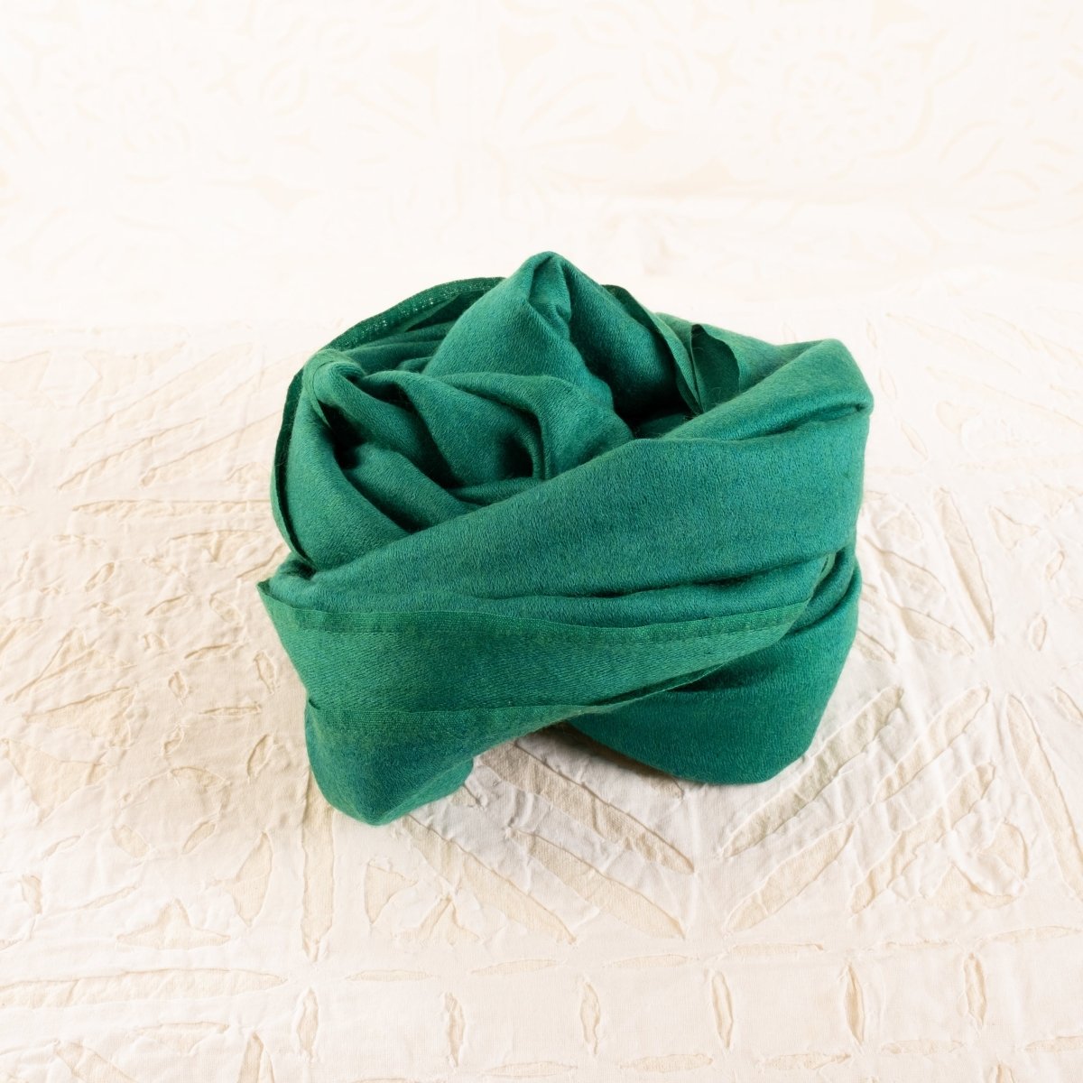 Arila green maxi shawl in merino and silk - TANAVANA INC
