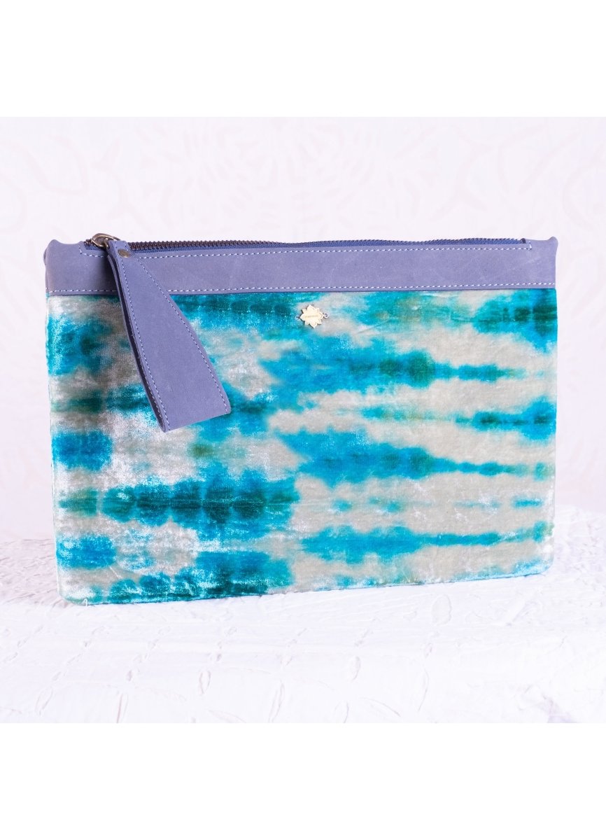 Lubalia blue pouch in shibori silk velvet - TANAVANA INC